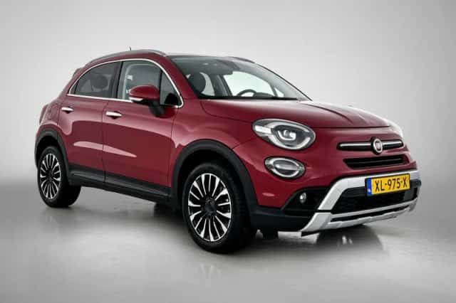 Fiat 500X (2019) thumbnail 2