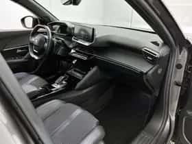 Peugeot 2008 (2021) thumbnail 12