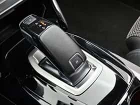 Peugeot 2008 (2021) thumbnail 25