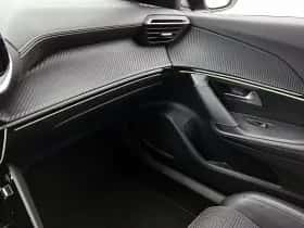 Peugeot 2008 (2021) thumbnail 28