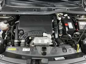 Peugeot 2008 (2021) thumbnail 40
