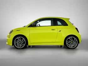 Abarth 500e (2025) thumbnail 2
