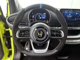 Abarth 500e (2025) thumbnail 11