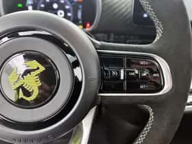 Abarth 500e (2025) thumbnail 14