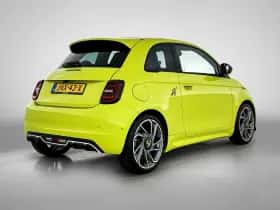 Abarth 500e (2025) thumbnail 5