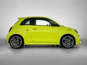 Abarth 500e (2025) thumbnail 6