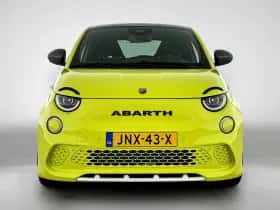Abarth 500e (2025) thumbnail 8