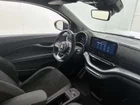 Abarth 500e (2025) thumbnail 10