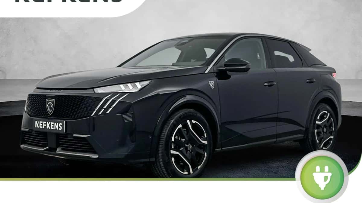 Peugeot e-3008 (2025) — foto 1