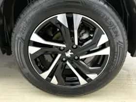 Peugeot 2008 (2021) thumbnail 26