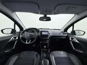 Peugeot 2008 (2019) thumbnail 21