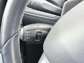 Peugeot 2008 (2019) thumbnail 25