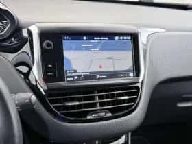 Peugeot 2008 (2019) thumbnail 33