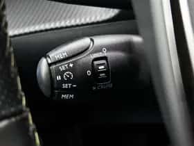 Peugeot 2008 (2021) thumbnail 15