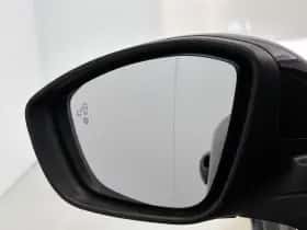 Peugeot 2008 (2021) thumbnail 29