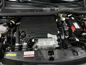 Peugeot 2008 (2021) thumbnail 35