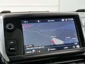 Peugeot 2008 (2018) thumbnail 16