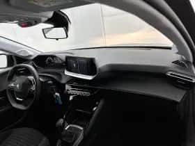 Peugeot 208 (2023) thumbnail 12