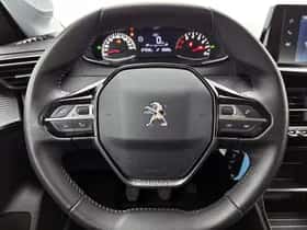Peugeot 208 (2023) thumbnail 13