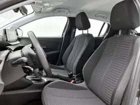 Peugeot 208 (2023) thumbnail 21