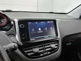 Peugeot 2008 (2019) thumbnail 18