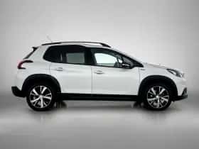 Peugeot 2008 (2019) thumbnail 9