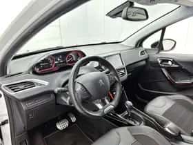Peugeot 2008 (2019) thumbnail 10