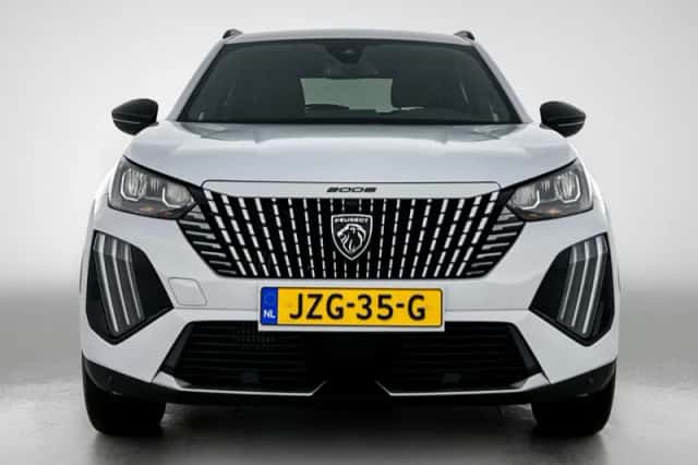 Peugeot 2008 (2025) thumbnail 4