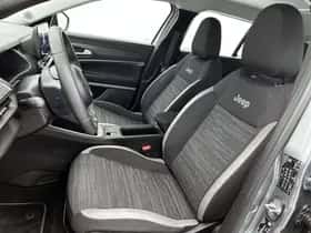 Jeep Avenger (2024) thumbnail 23
