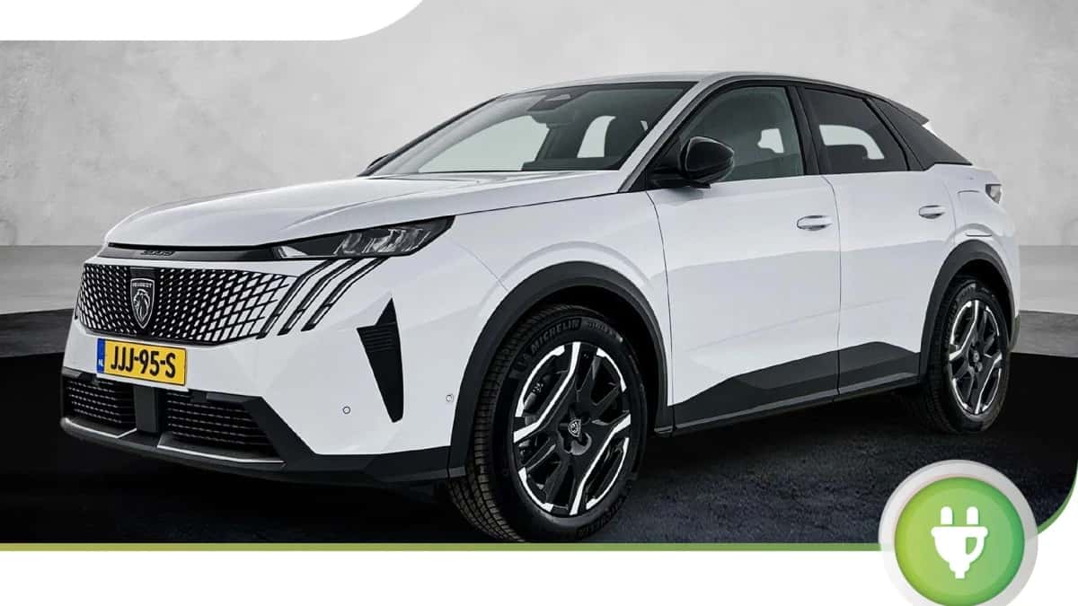Peugeot e-3008 (2025) — foto 1
