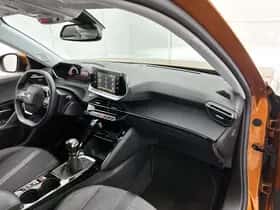 Peugeot 2008 (2021) thumbnail 12