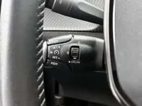 Peugeot 2008 (2021) thumbnail 15