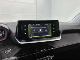 Peugeot 2008 (2021) thumbnail 19