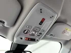 Peugeot 2008 (2021) thumbnail 31