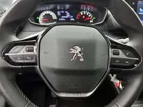 Peugeot 208 (2022) thumbnail 16
