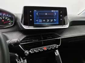 Peugeot 208 (2022) thumbnail 40
