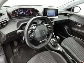 Peugeot 208 (2022) thumbnail 10