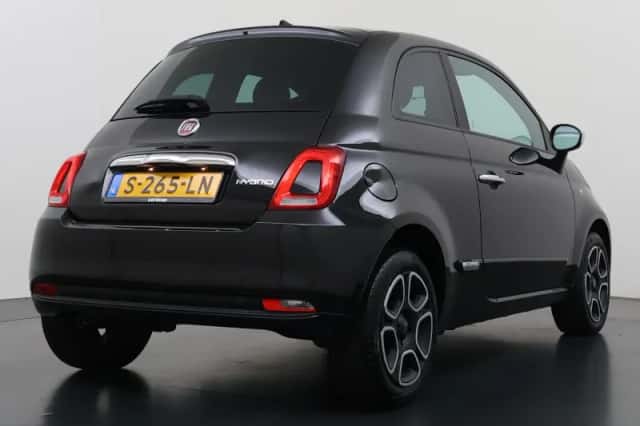 Fiat 500 (2023) thumbnail 3