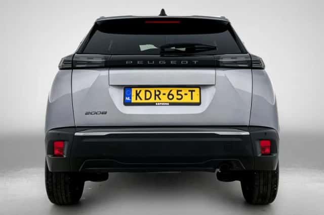 Peugeot 2008 (2025) thumbnail 4