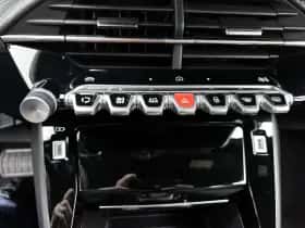 Peugeot 2008 (2025) thumbnail 36