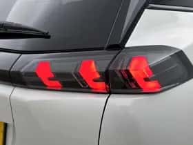 Peugeot e-2008 (2023) thumbnail 32