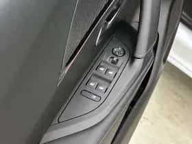 Peugeot e-2008 (2023) thumbnail 33