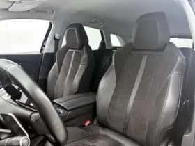 Peugeot 3008 (2019) thumbnail 24