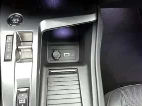 Peugeot 308 (2022) thumbnail 22