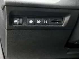 Peugeot 308 (2022) thumbnail 35