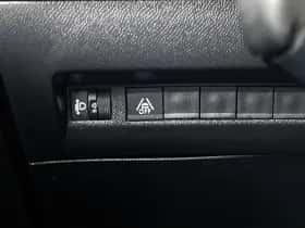 Peugeot e-2008 (2023) thumbnail 31