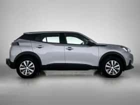 Peugeot e-2008 (2023) thumbnail 6