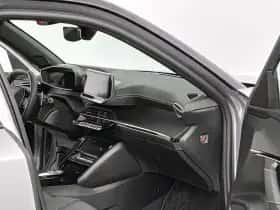 Peugeot 2008 (2023) thumbnail 31