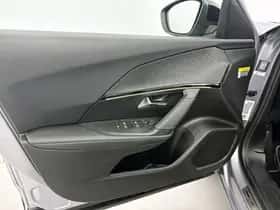 Peugeot 2008 (2023) thumbnail 45
