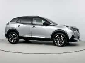 Peugeot 2008 (2023) thumbnail 6